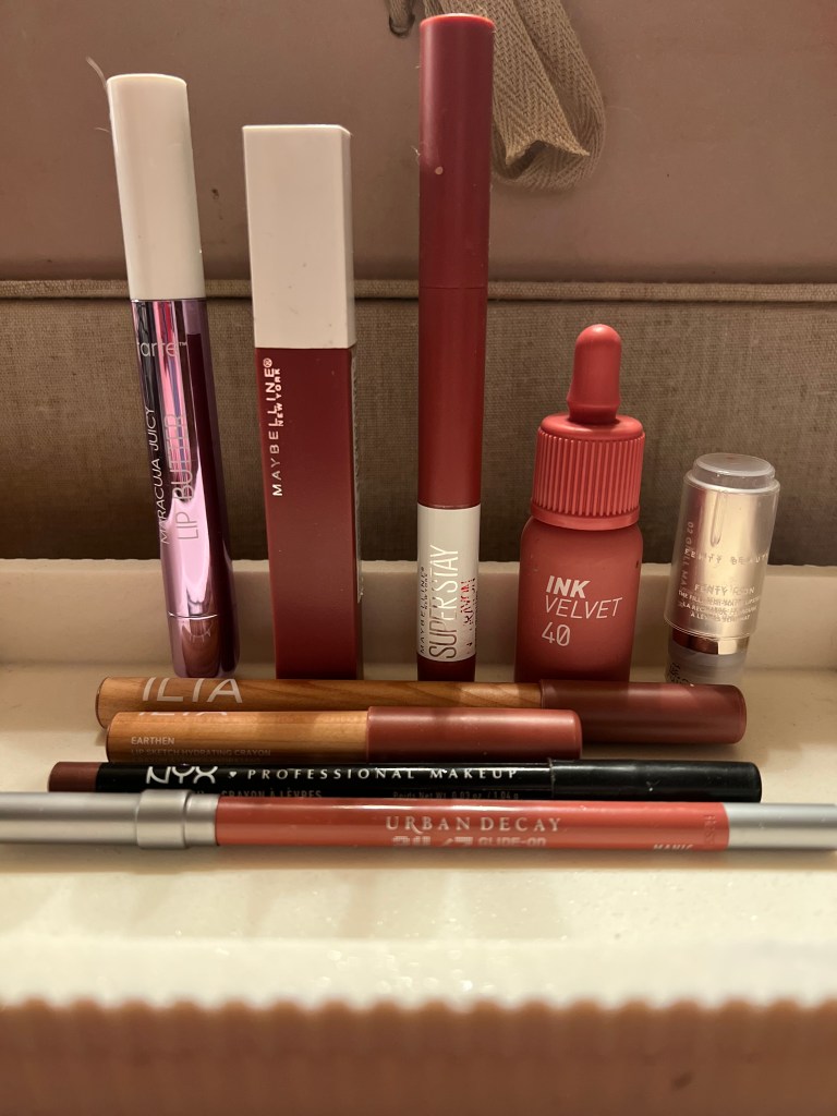 My forever go-to nude lip? MAC Spice liner + gloss. Sharing all my favorite nude lip combos and why they’ve stayed in my makeup bag for decades.